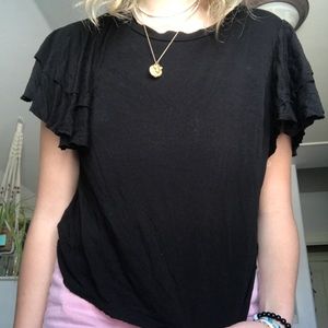 loose black ruffle sleeve shirt!